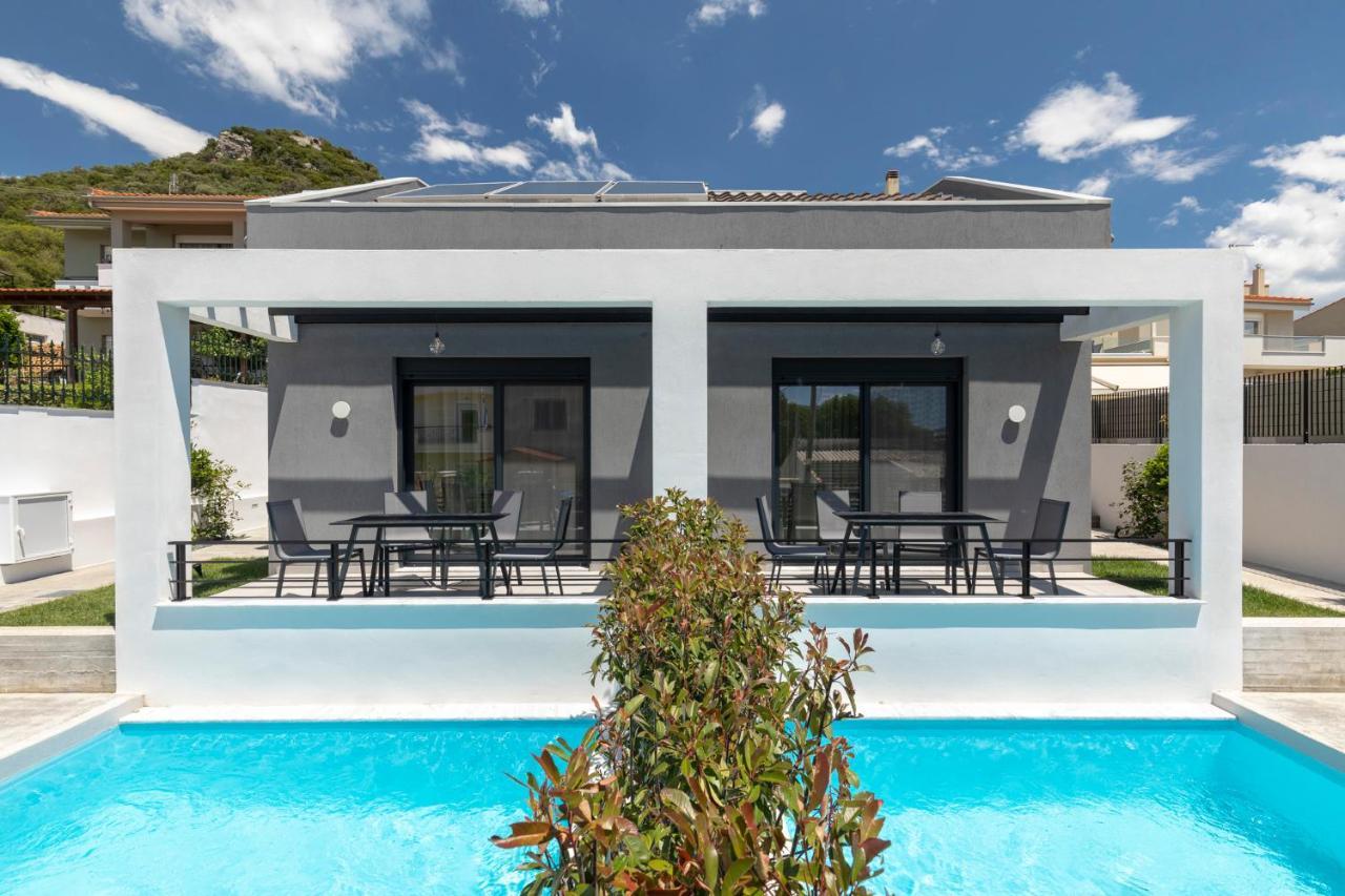 Cove Suites Nea Iraklitsa ภายนอก รูปภาพ