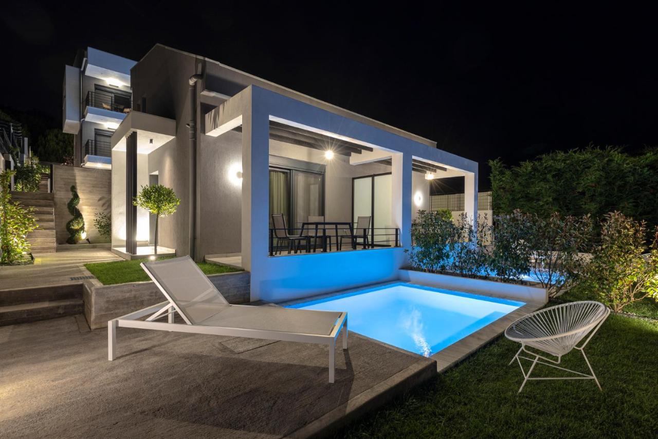 Cove Suites Nea Iraklitsa ภายนอก รูปภาพ