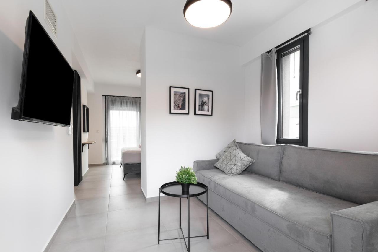 Cove Suites Nea Iraklitsa ภายนอก รูปภาพ
