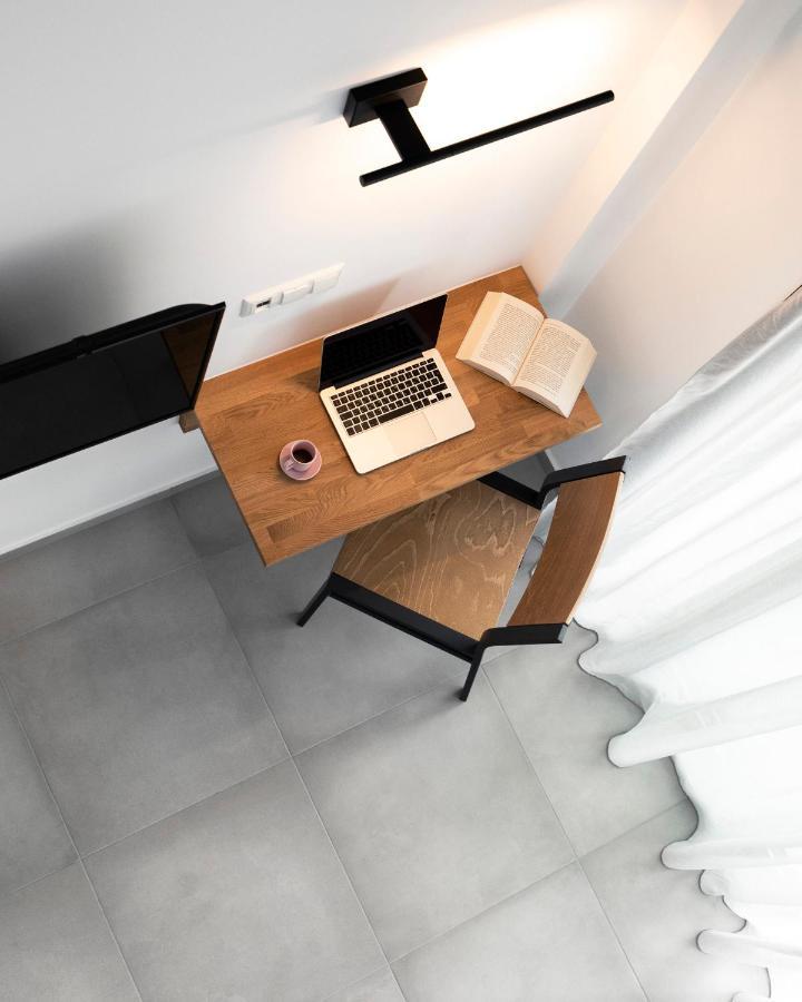 Cove Suites Nea Iraklitsa ภายนอก รูปภาพ